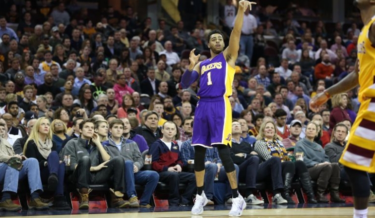 Lakers Llegan Al Receso Con Un Nuevo Rev S Los Angeles