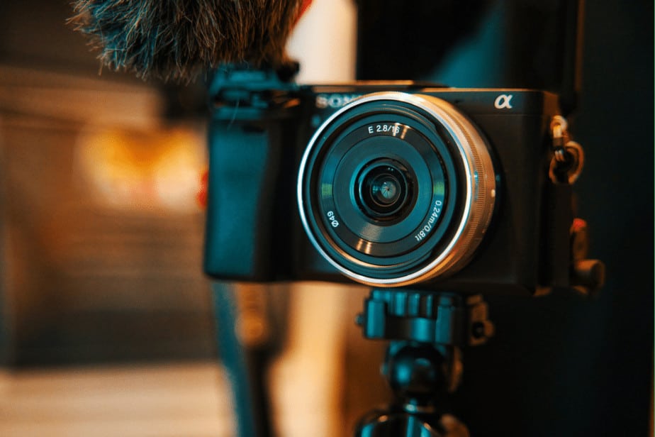 Best Camera For Vlogging Photography Paktales