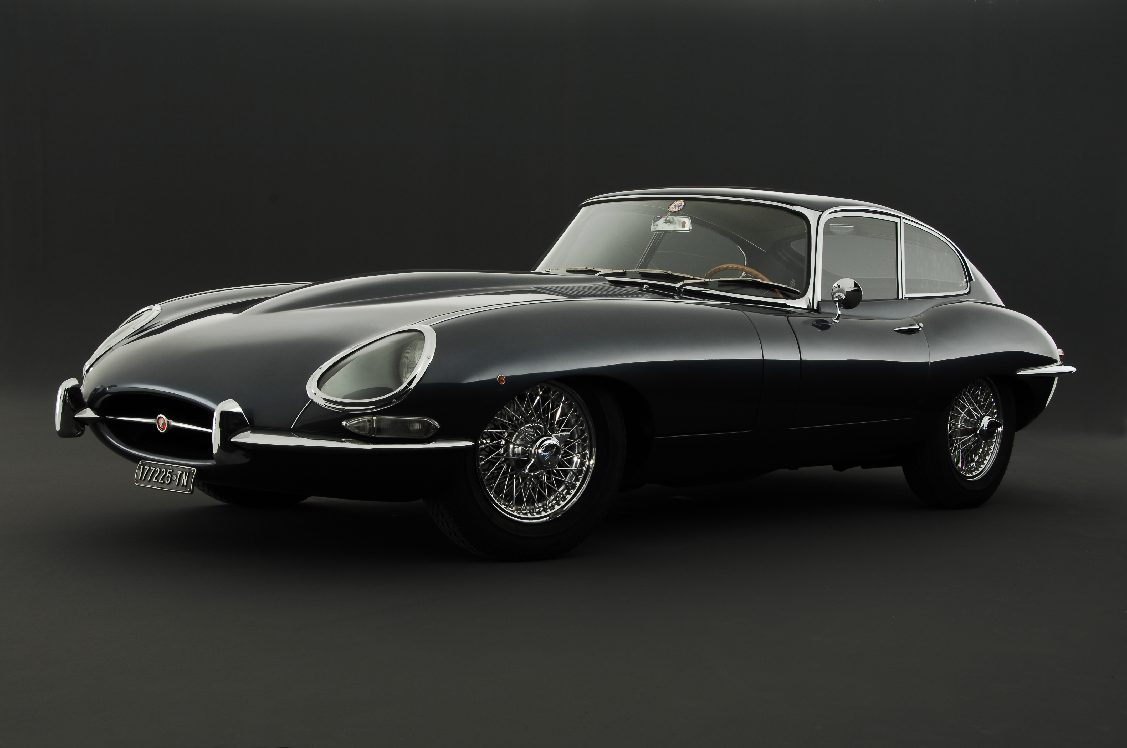 Jaguar E Type A Work Of Art On Wheels Video And Image