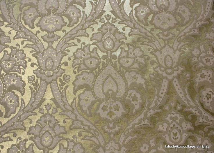Vintage Flocked Wallpaper Metallic Gold And White Damask
