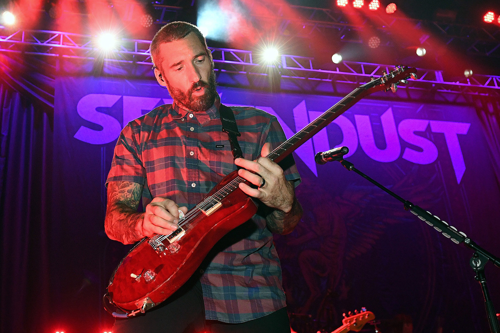 Sevendust Guitarist Our Past Confederate Imagery Usage Was Wrong