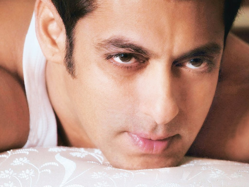 Salman Khan Hd Wallpaper