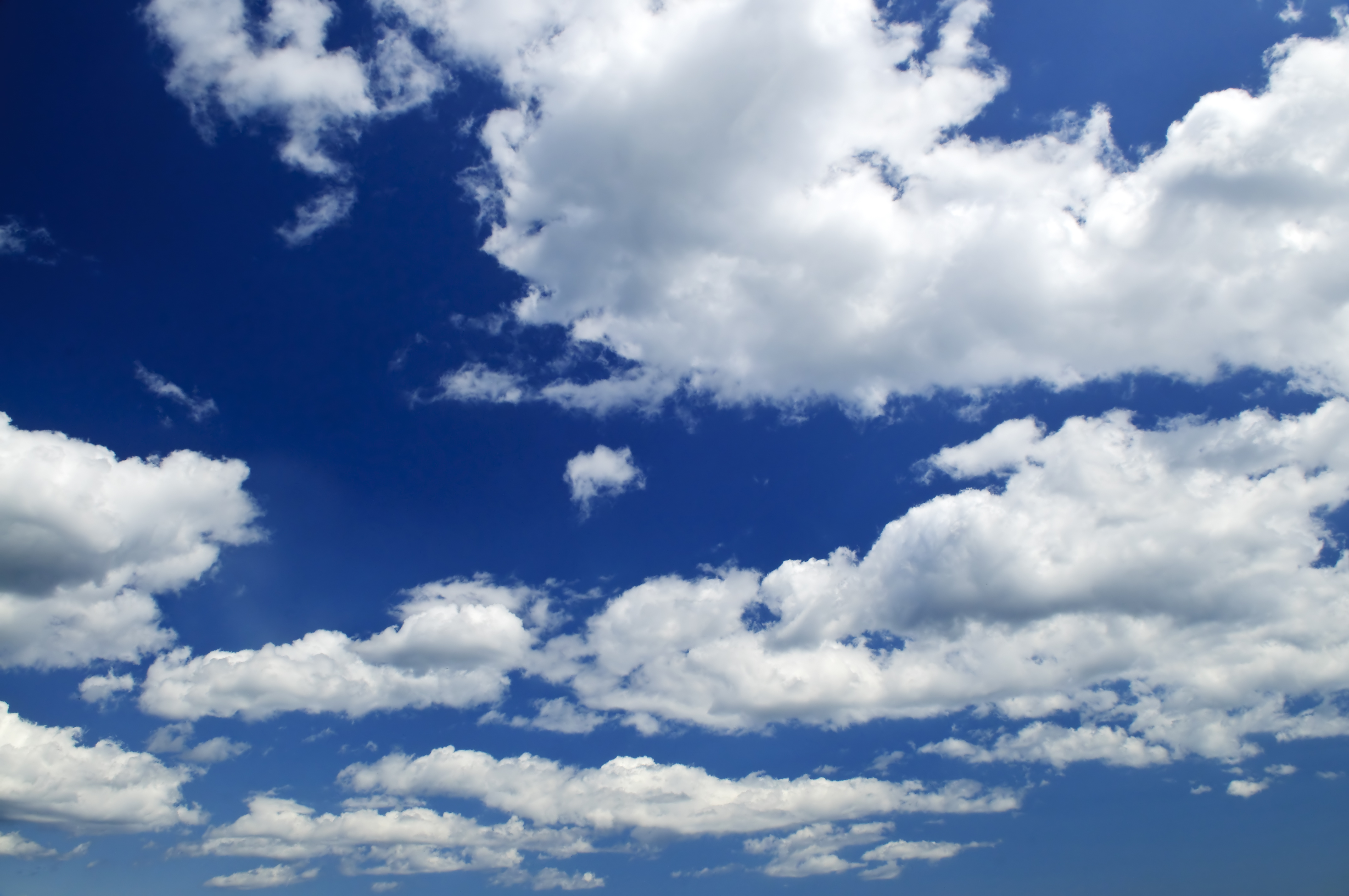 Top Clouds And Blue Sky Wallpaper