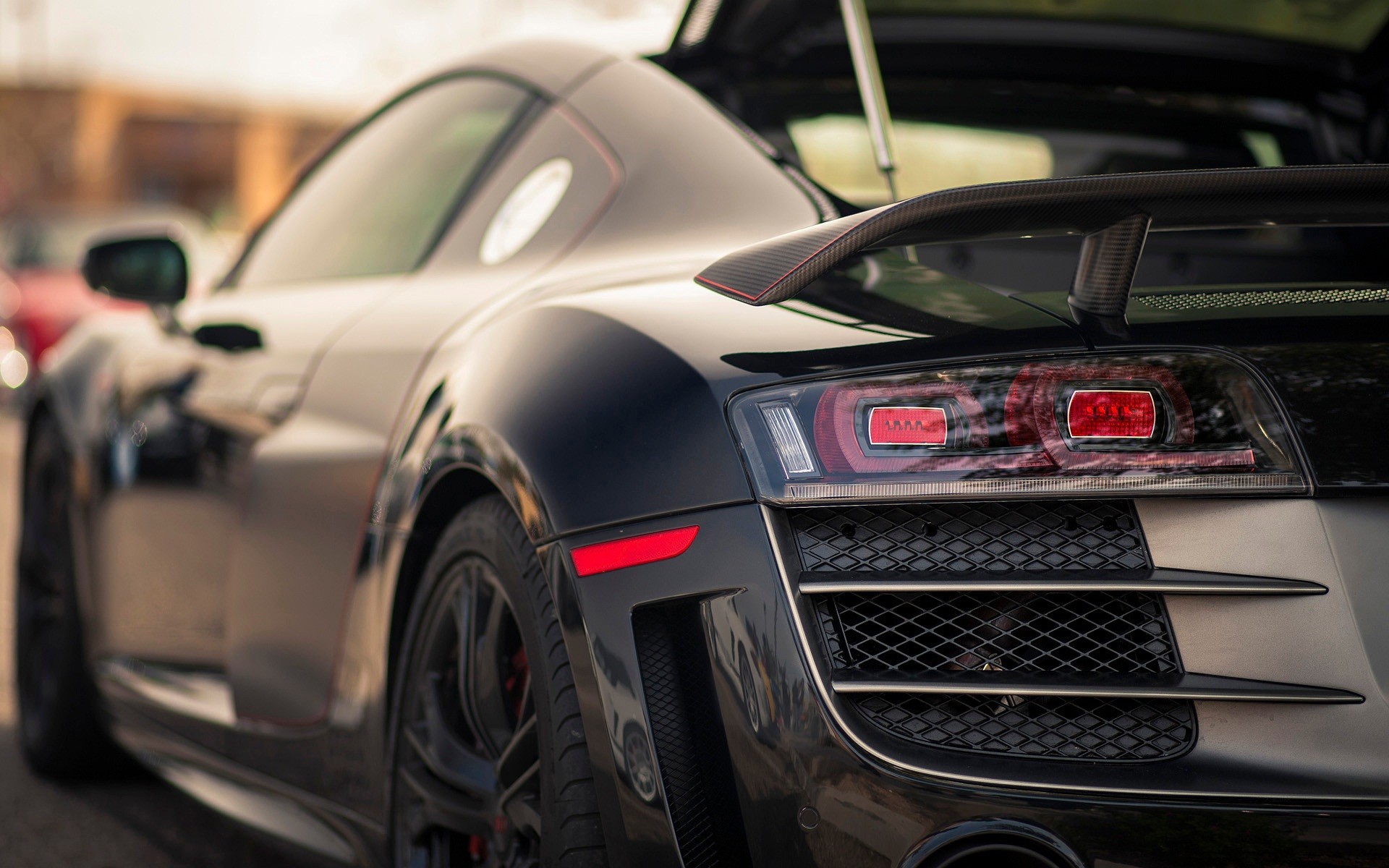 Audi R8 Wallpaper HD