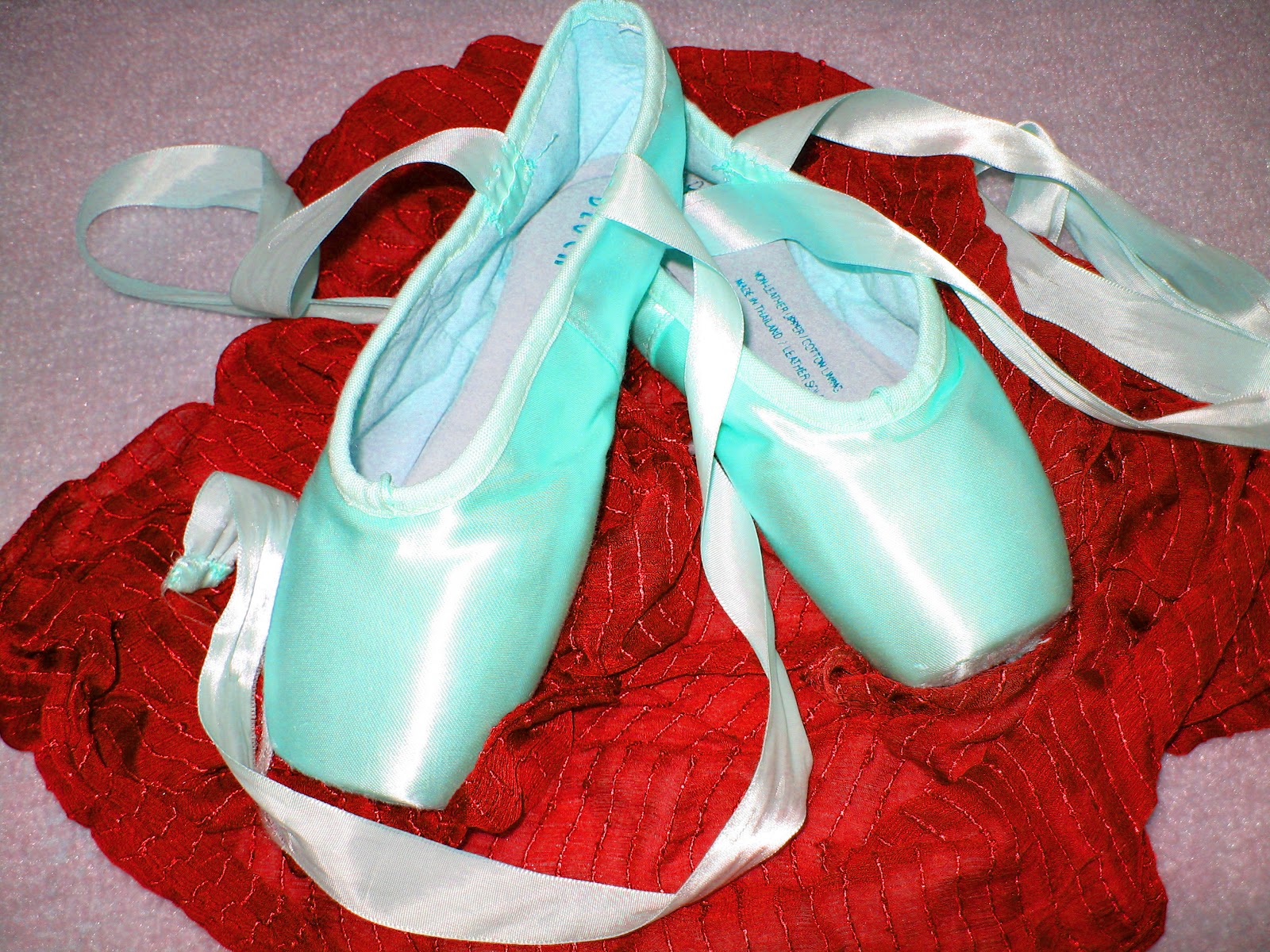 Healing Ministry Turquoise Red Pointe Shoes Ballet Wallpaper