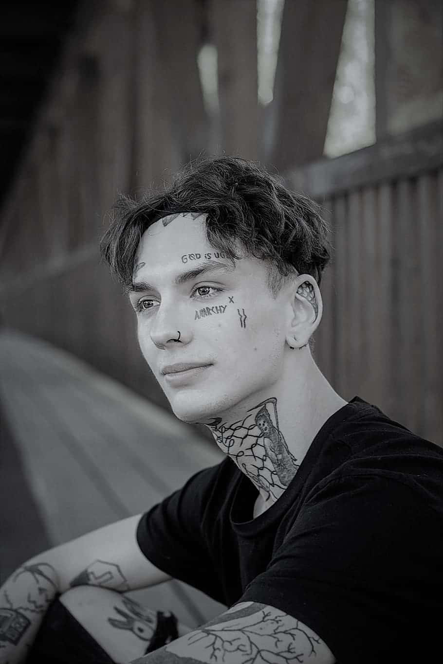 Male Model With Tattoos G7tnrsk770nv7h5y Wallpaper