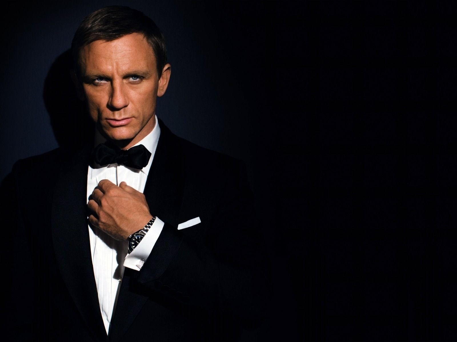 James Bond Daniel Craig Wallpaper