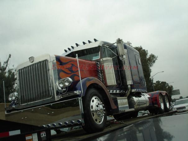 Optimus Prime Truck Wallpaper The