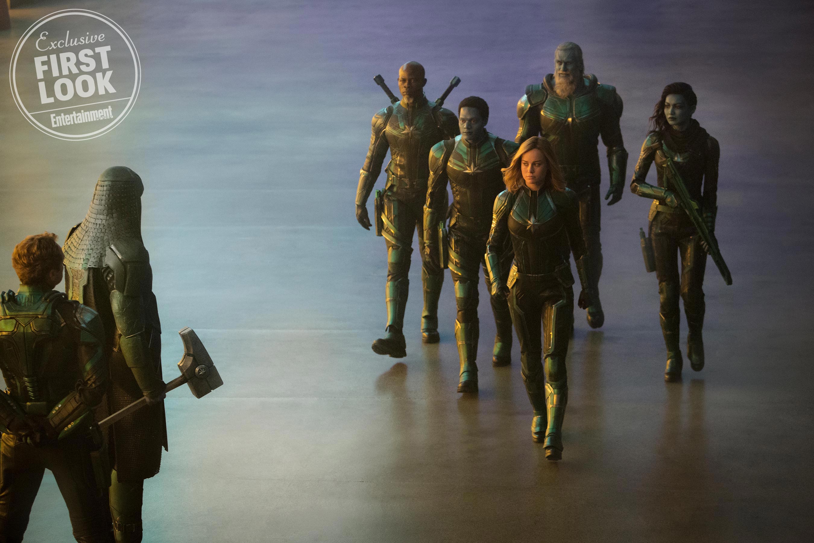 Captain Marvel Image Reveal Skrulls Talos And Young Nick Fury