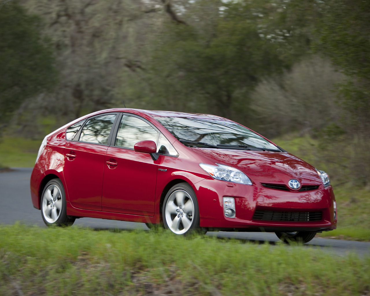 Toyota Prius Hybrid Touring Wallpaper