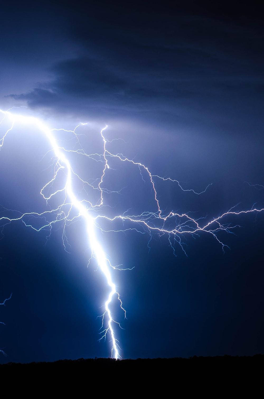 Aesthetic Lightning Wallpaper