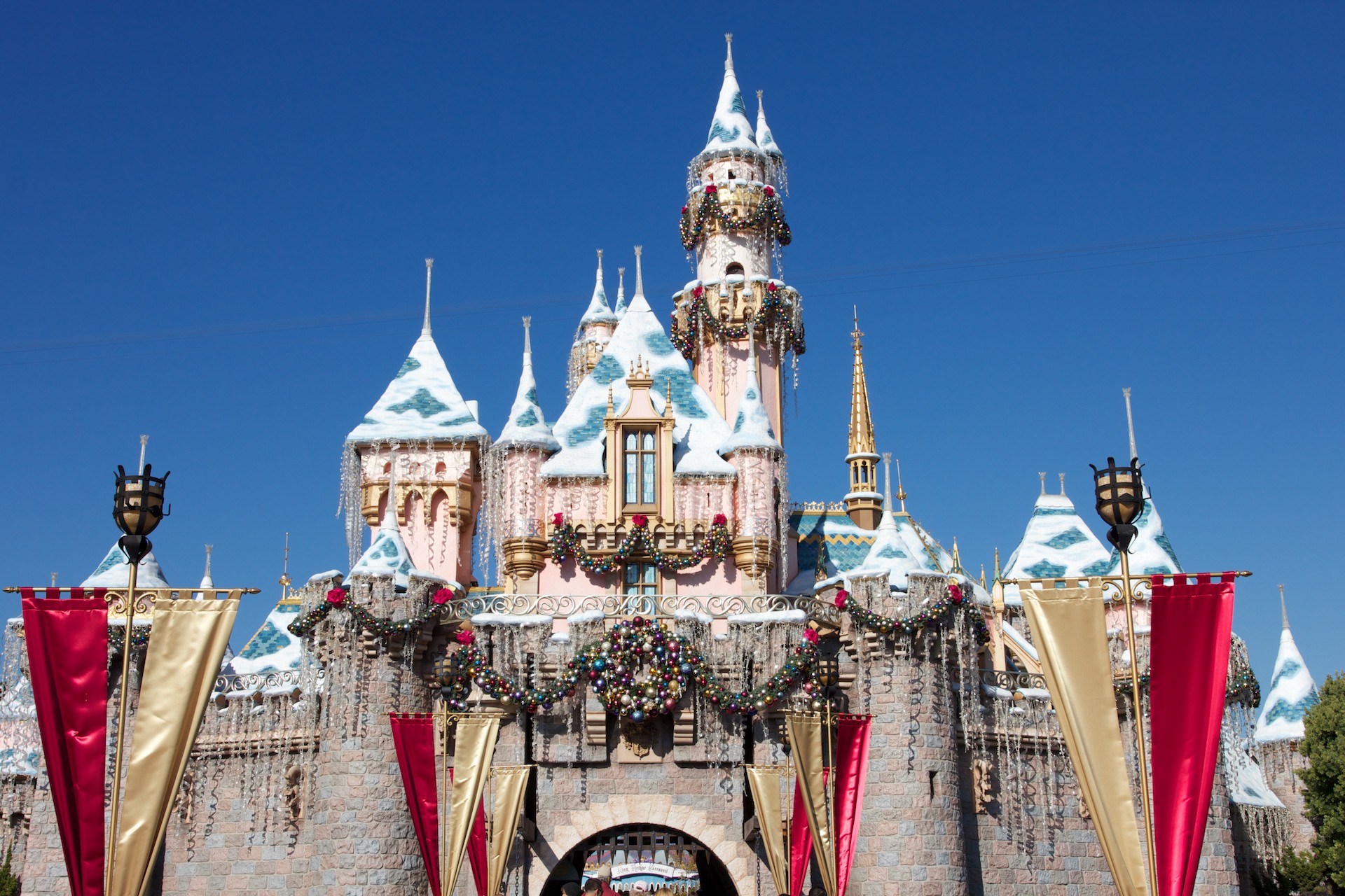 Sleeping Beauty Castle Disneyland California at Christmas Desktop