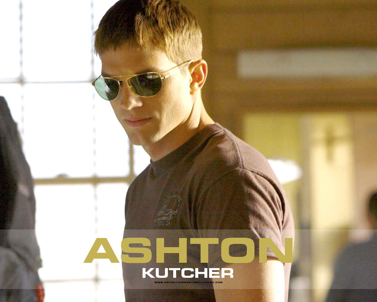 Ashton Kutcher HD Wallpaper Background Image