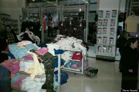 Photos Of Kmart Disarray Are Another Bad Sign For Store
