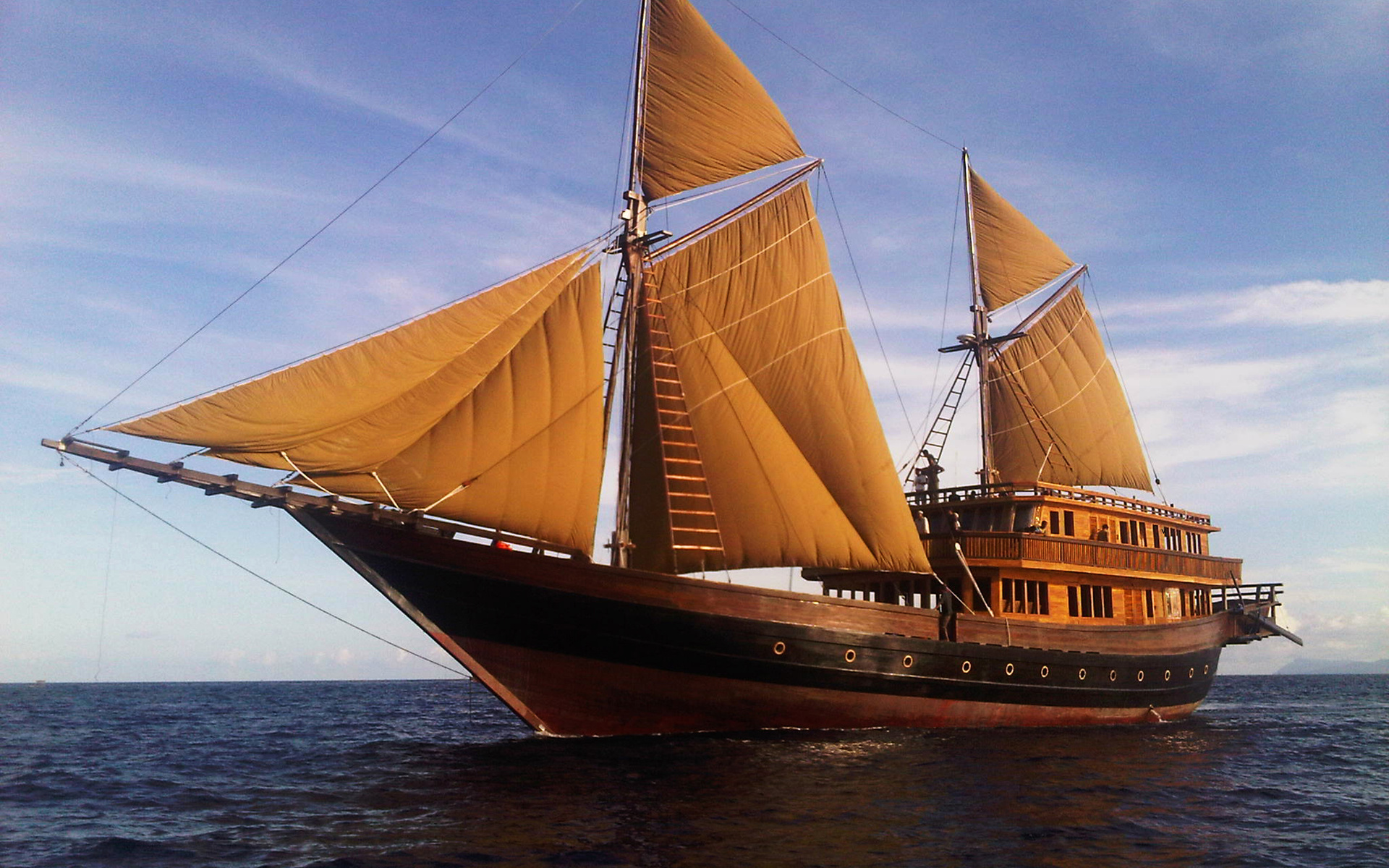 Boat Ocean Wallpaper HD