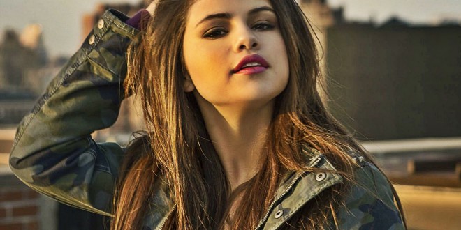 HD Wallpaper Celebrities Selena Gomez