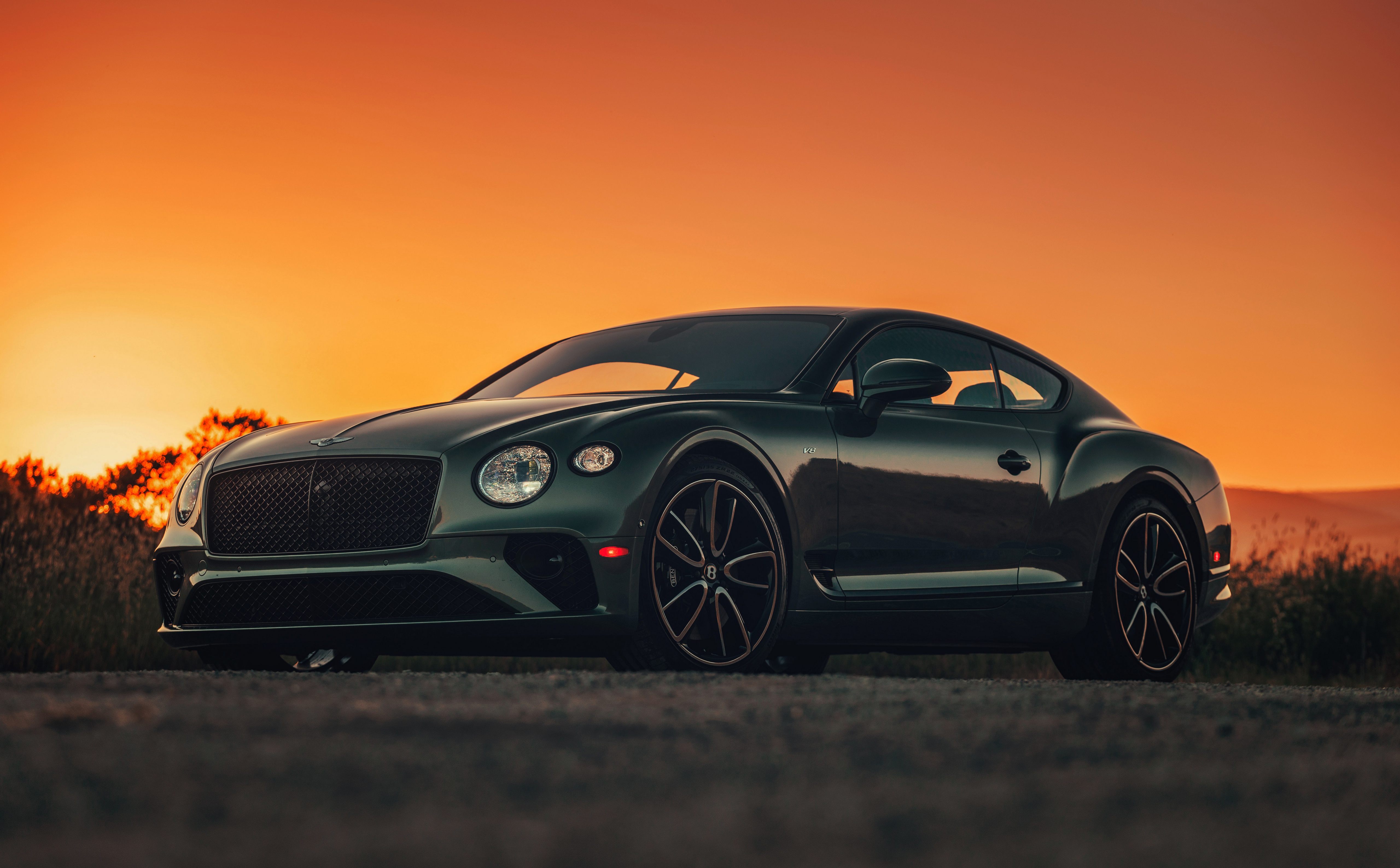 Grand Tourer Green Car Bentley Continental Vehicle Wallpaper
