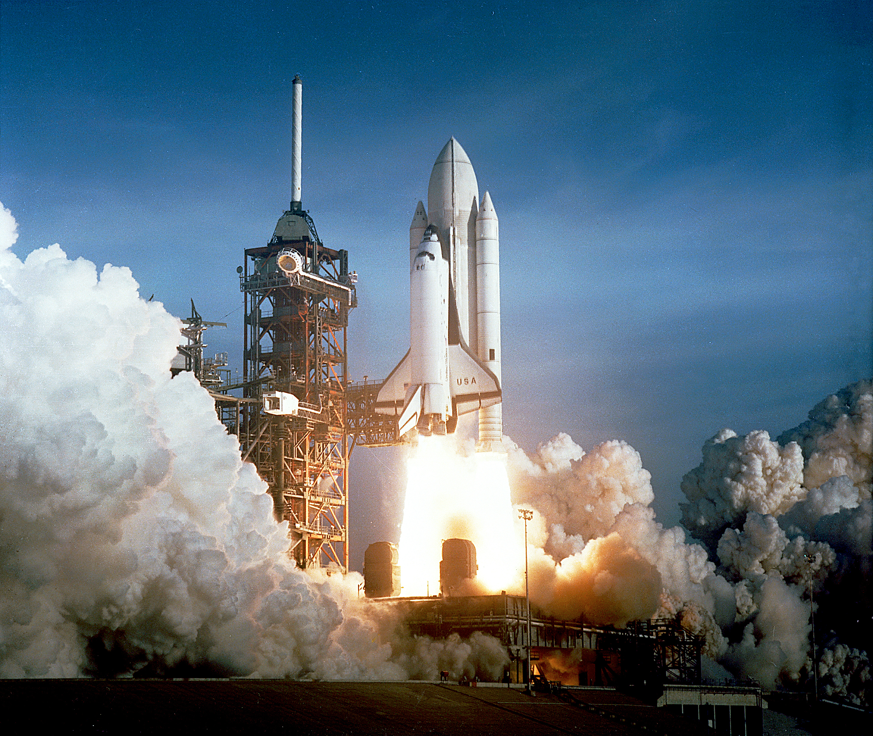 File Space Shuttle Columbia Launching Jpg Wikipedia The