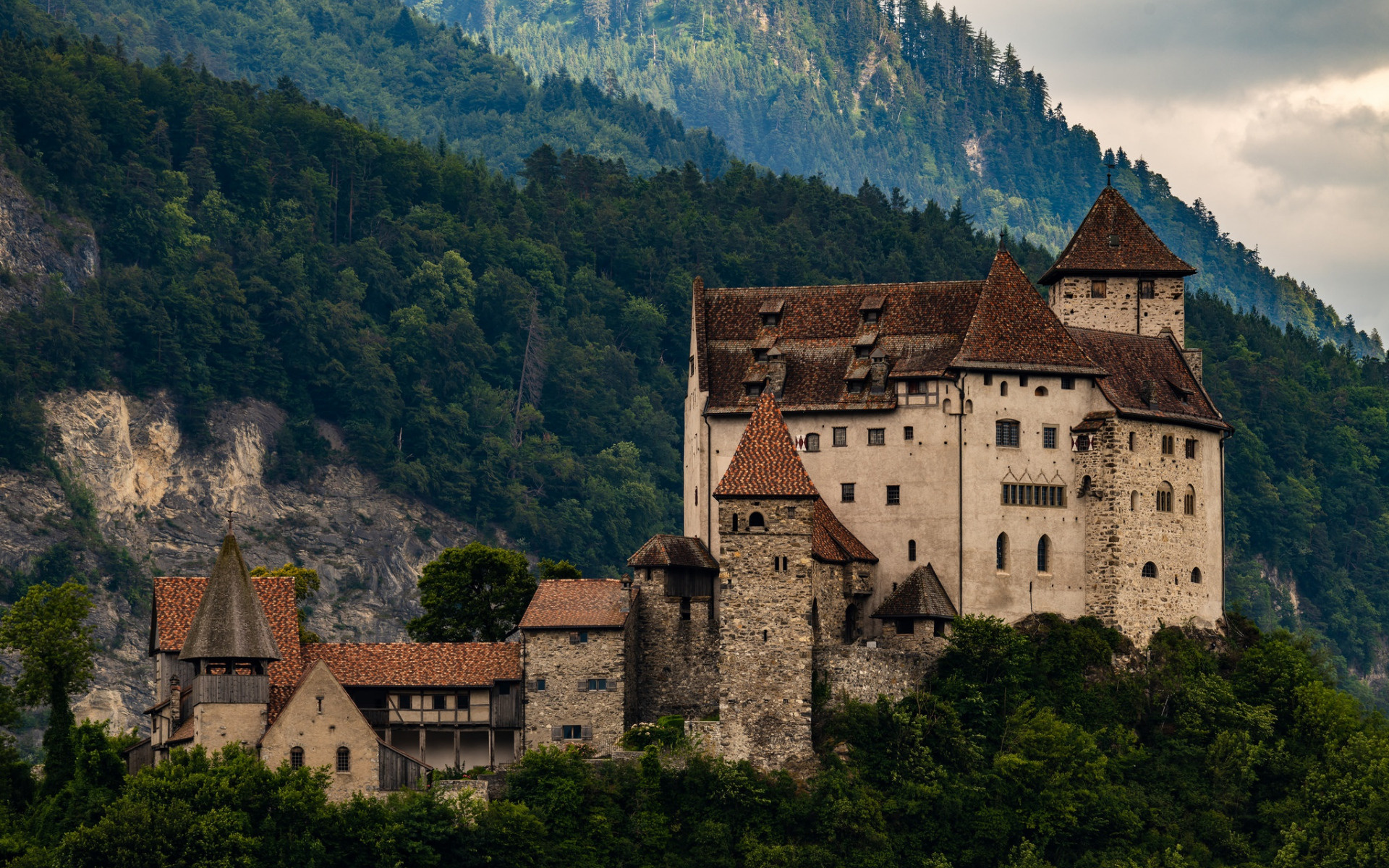 Desktop HD Liechtenstein Wallpaper Image