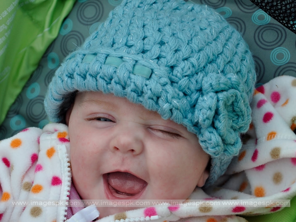 Cute Smiling Baby Wallpaper