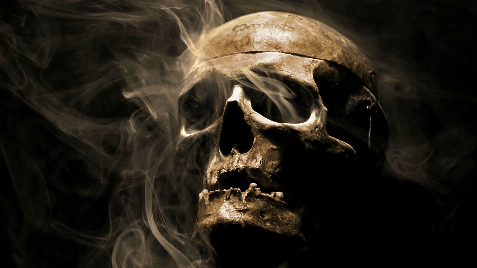 The Skull And Smoke Desktop Wallpaper Picture For Desktoppicture
