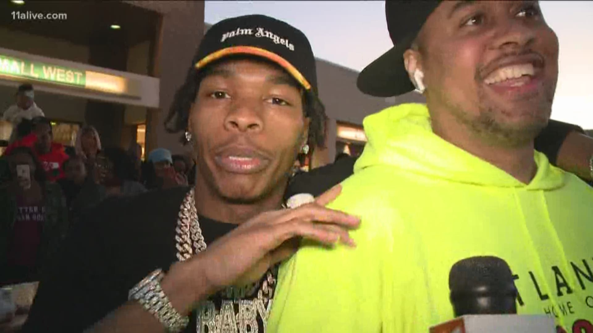 Rapper Lil Baby Gives Out Cds At West End Mall 11alive
