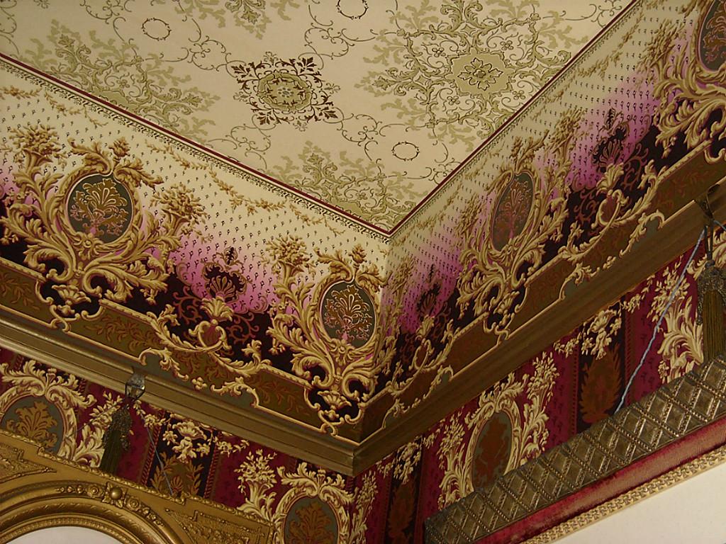 victorian dining room wallpaper
