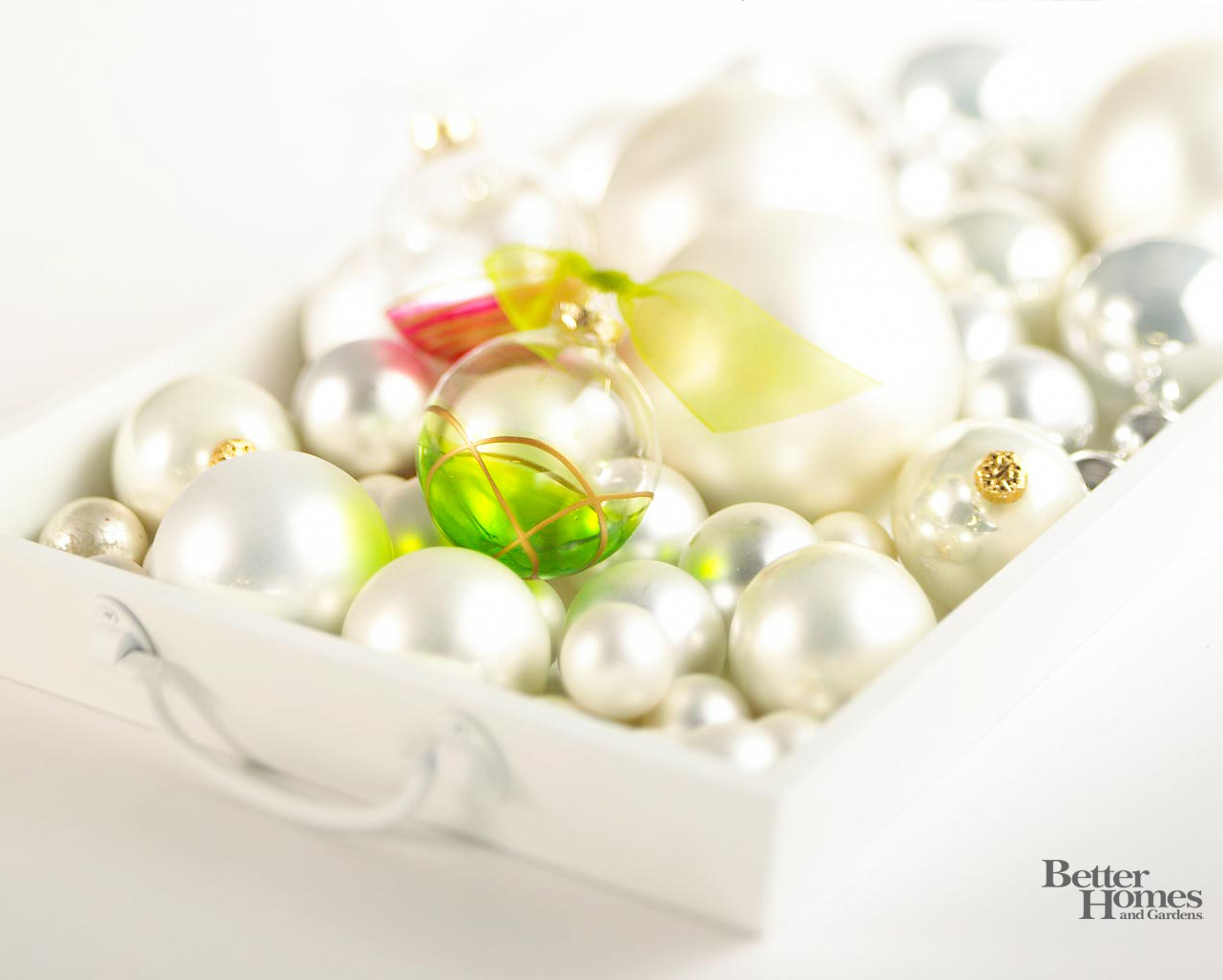 Bhg Crafts Decorate Your Desktop Christmas Spirit
