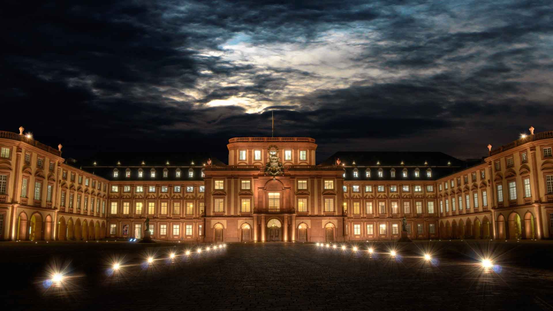 Mannheim University At Night HD Wallpaper
