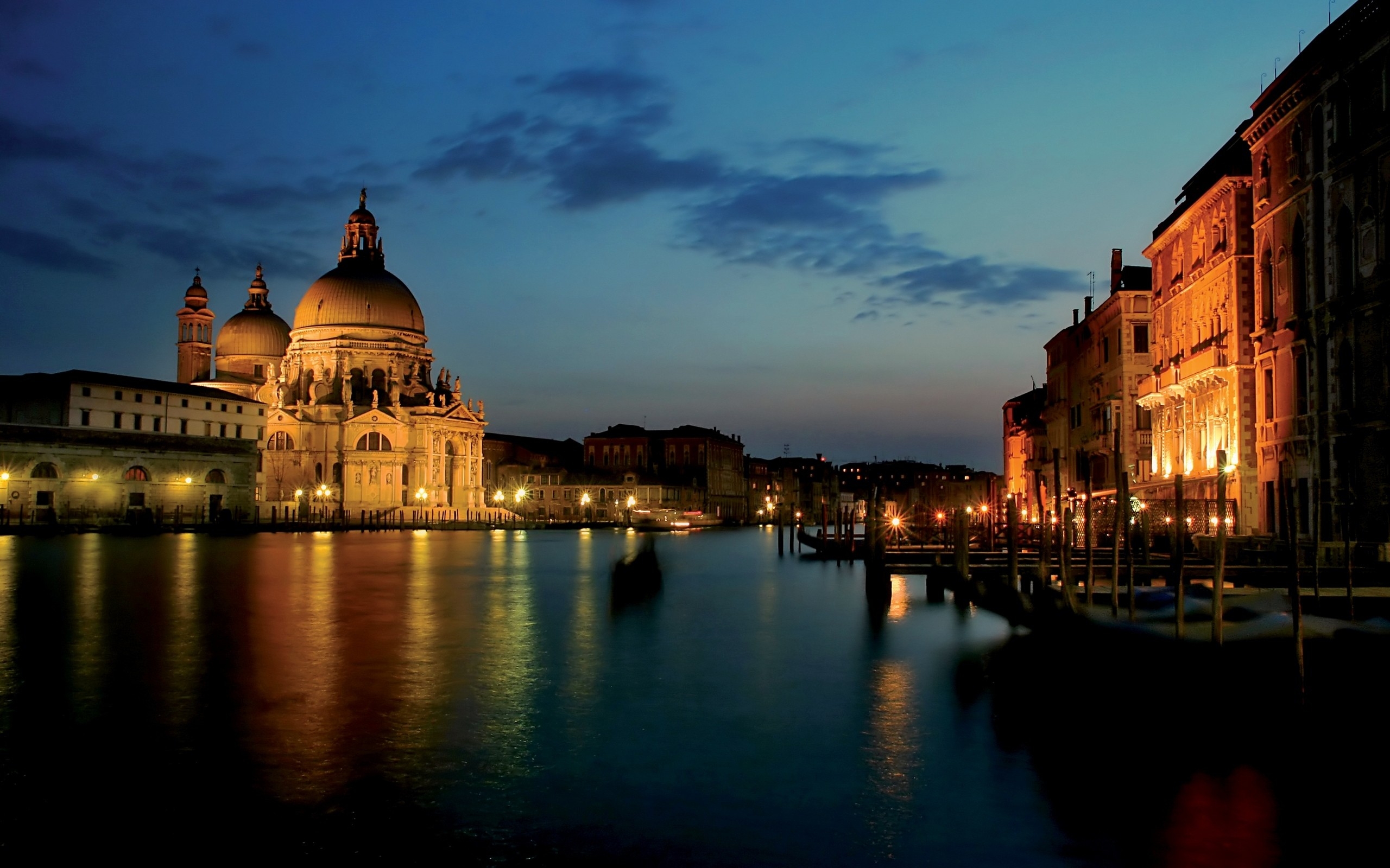 Beauty Night In Venice HD Desktop Wallpaper