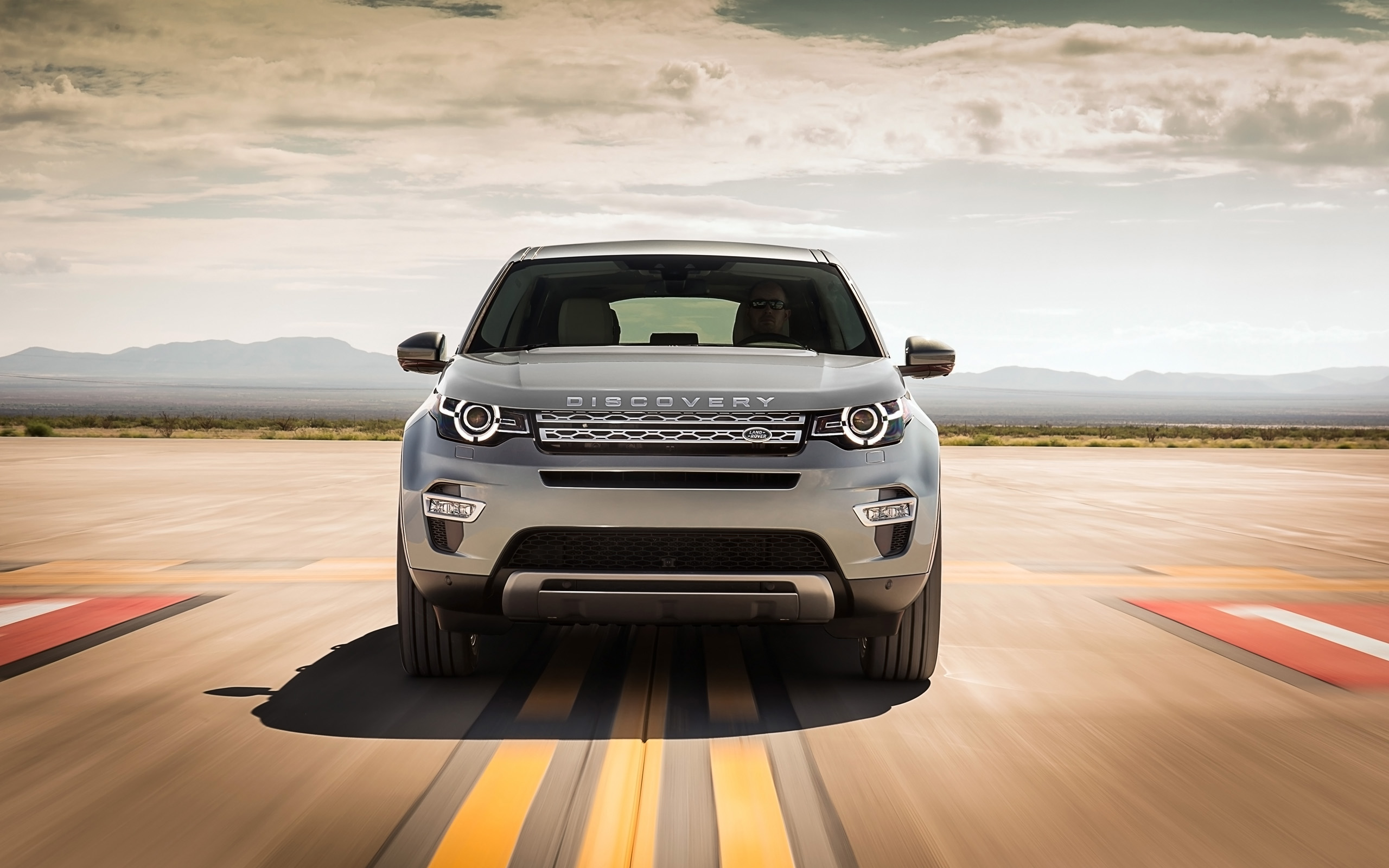 Free Download Land Rover Discovery Sport Hd Wallpapers 2560x1600 For Your Desktop Mobile Tablet Explore 27 Free Range Rover 2016 Wallpapers Free Range Rover 2016 Wallpapers 2016 Range Rover Wallpaper Range Rover Sport 2016 Wallpaper