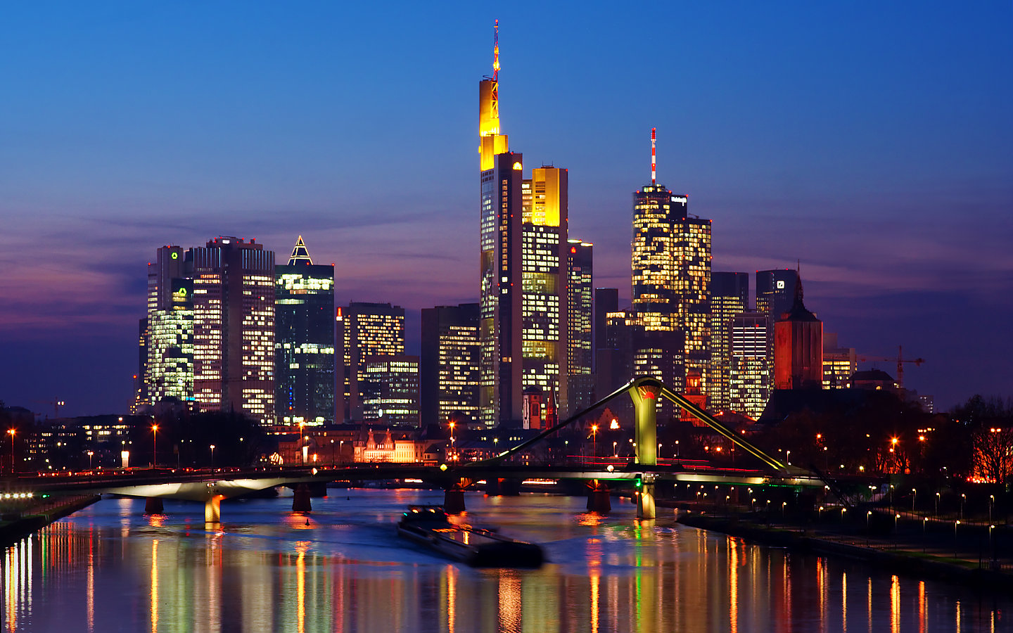 Frankfurt Skyline Wallpaper