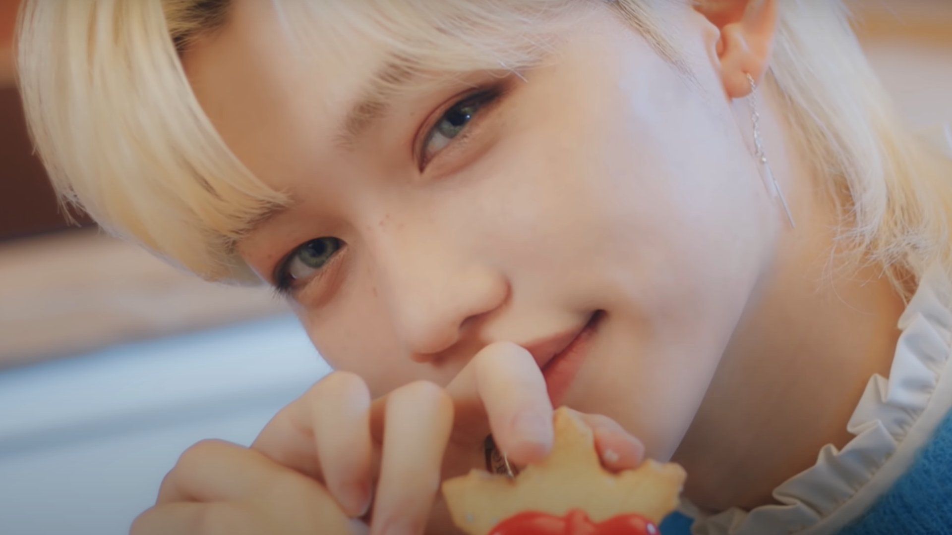 Felix Stray Kids Wallpaper