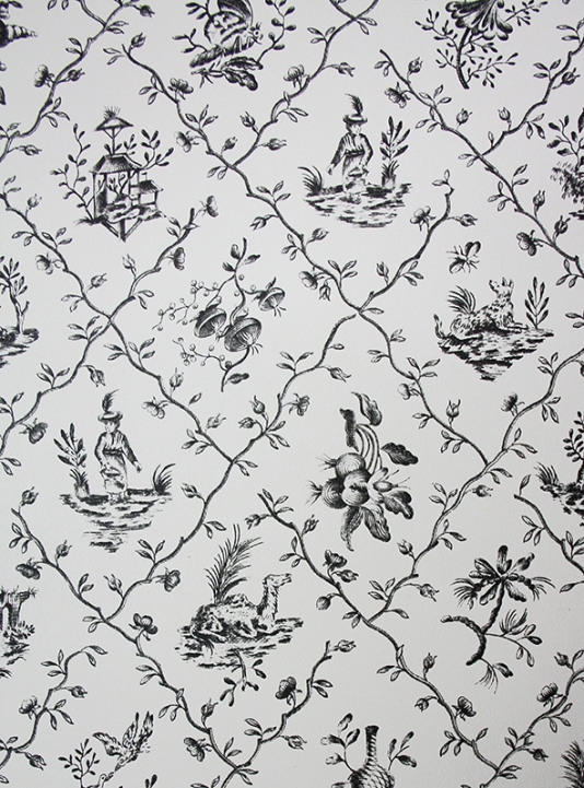 Toile Wallpaper With A Trellis Design Featuring Small Japanese
