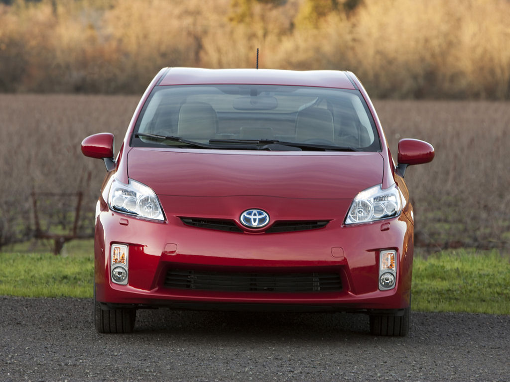 Toyota Prius Hybrid Touring Wallpaper