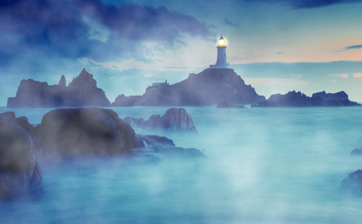 Lonely Lighthouse Screensaver Screensavergift