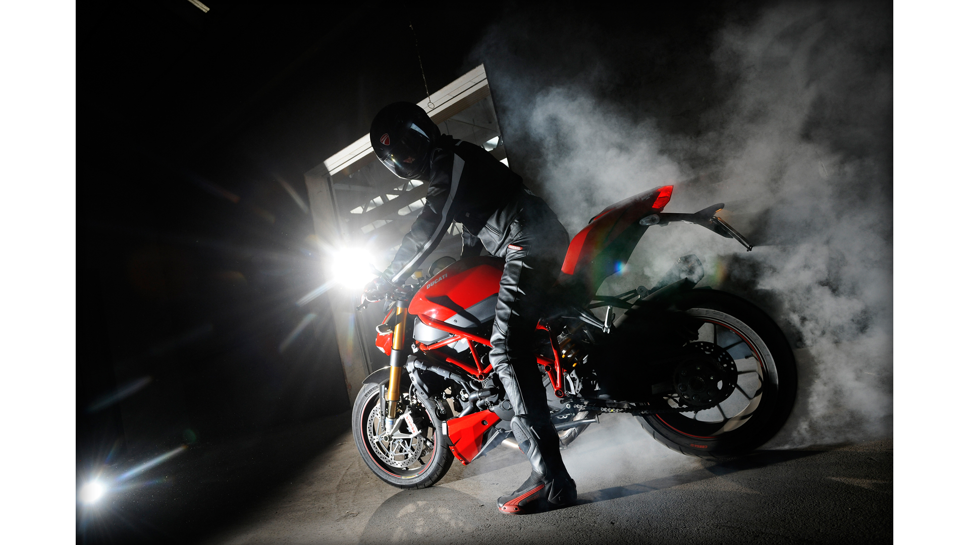 Naked Streetfighter Sportbike Smoke Burnout Wallpaper Background