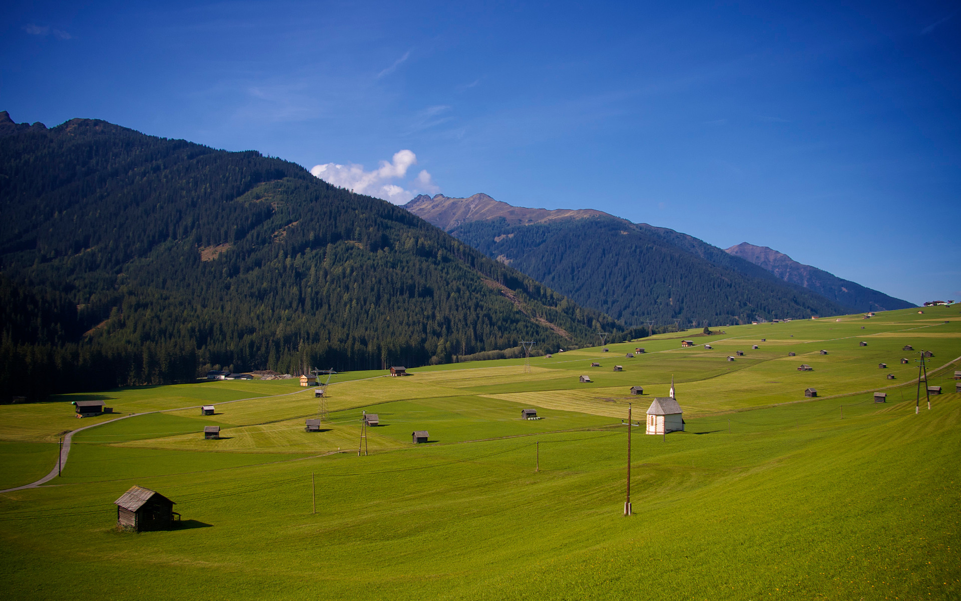 Serene Alps HD Wallpaper