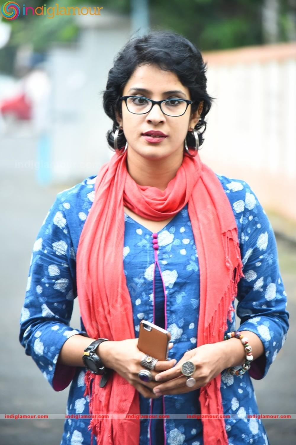 Aparna Gopinath Actress HD Photos Image Pics And Stills