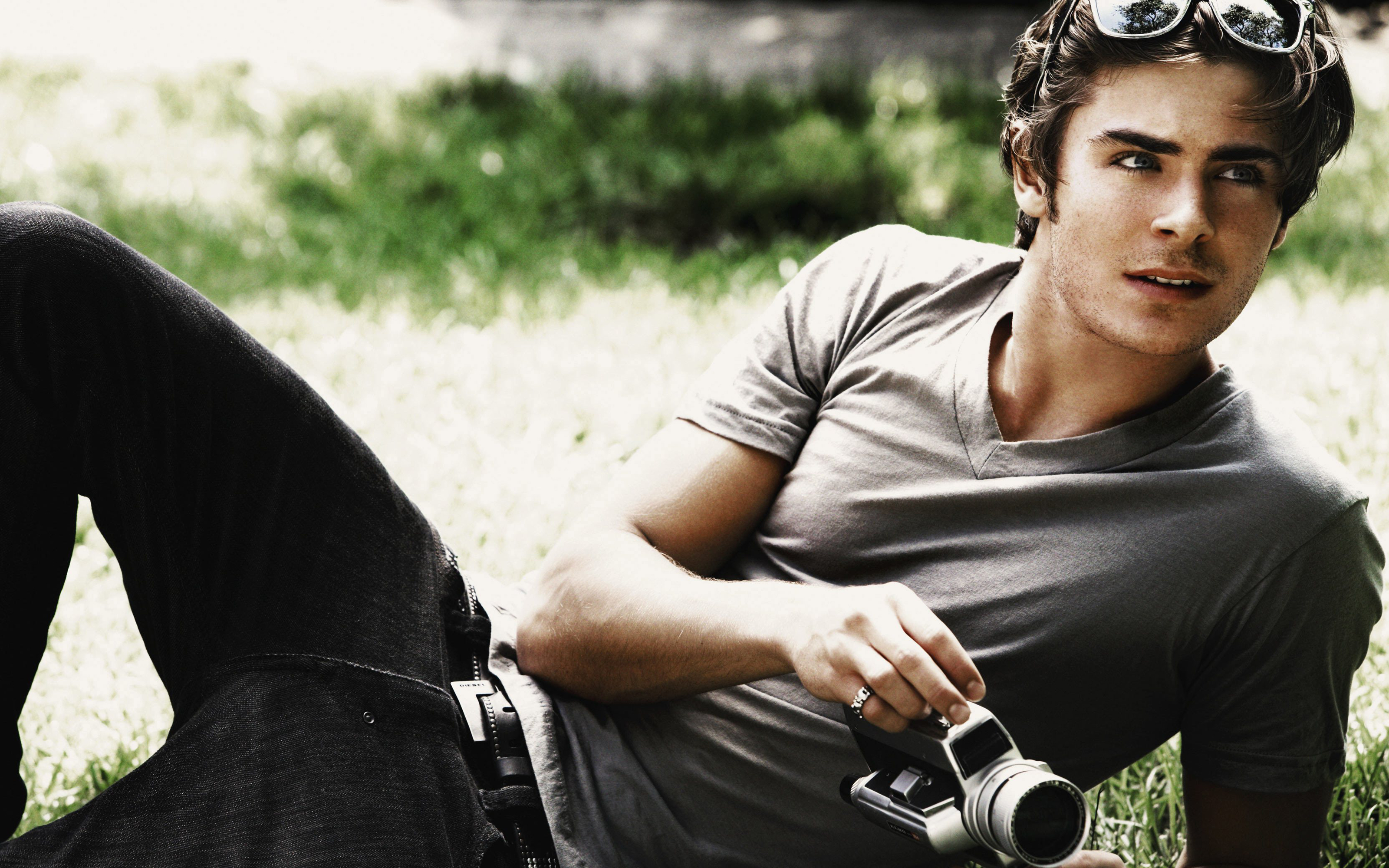 Zac Efron Wallpaper Pictures Image