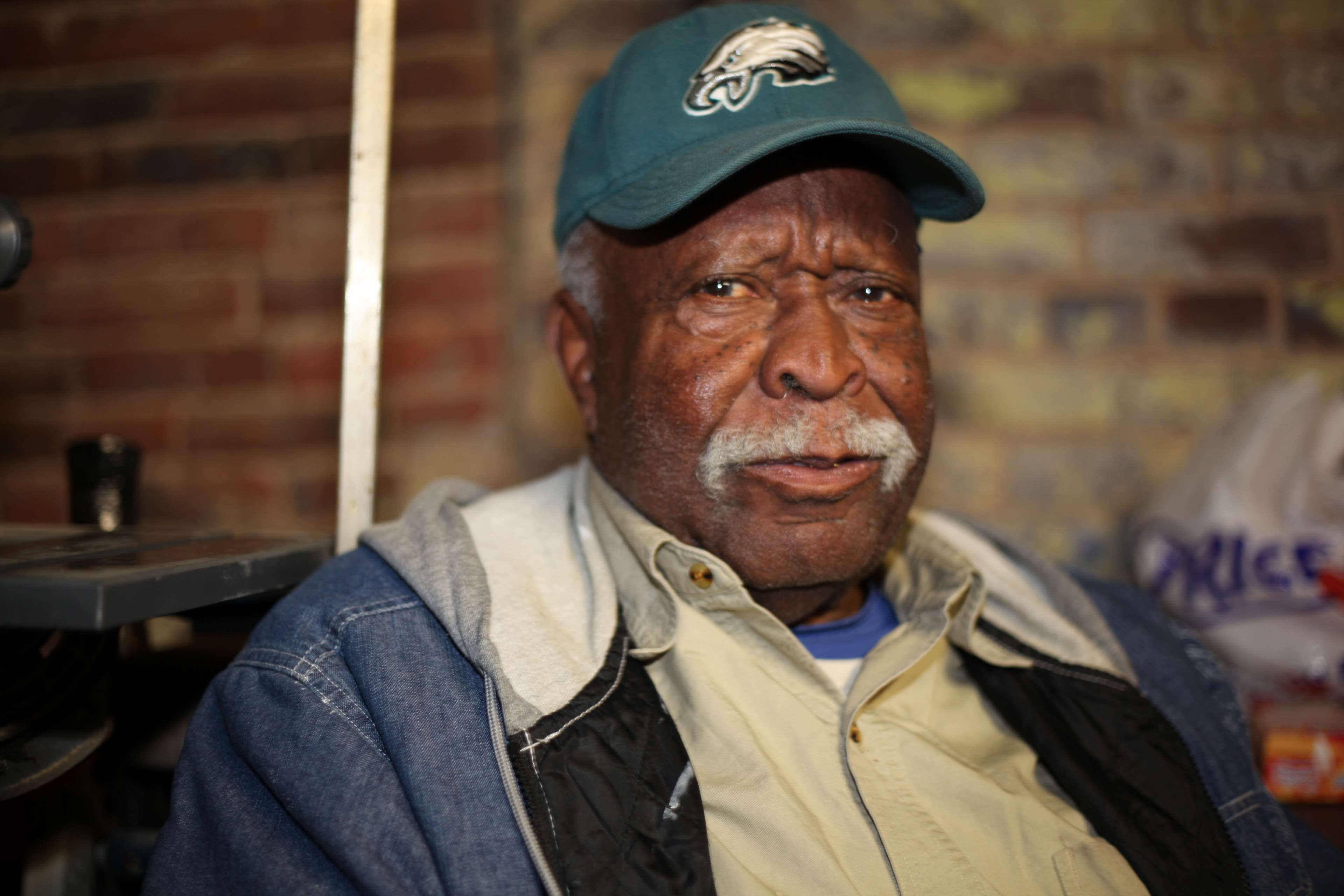 Elderly HD Wallpaper