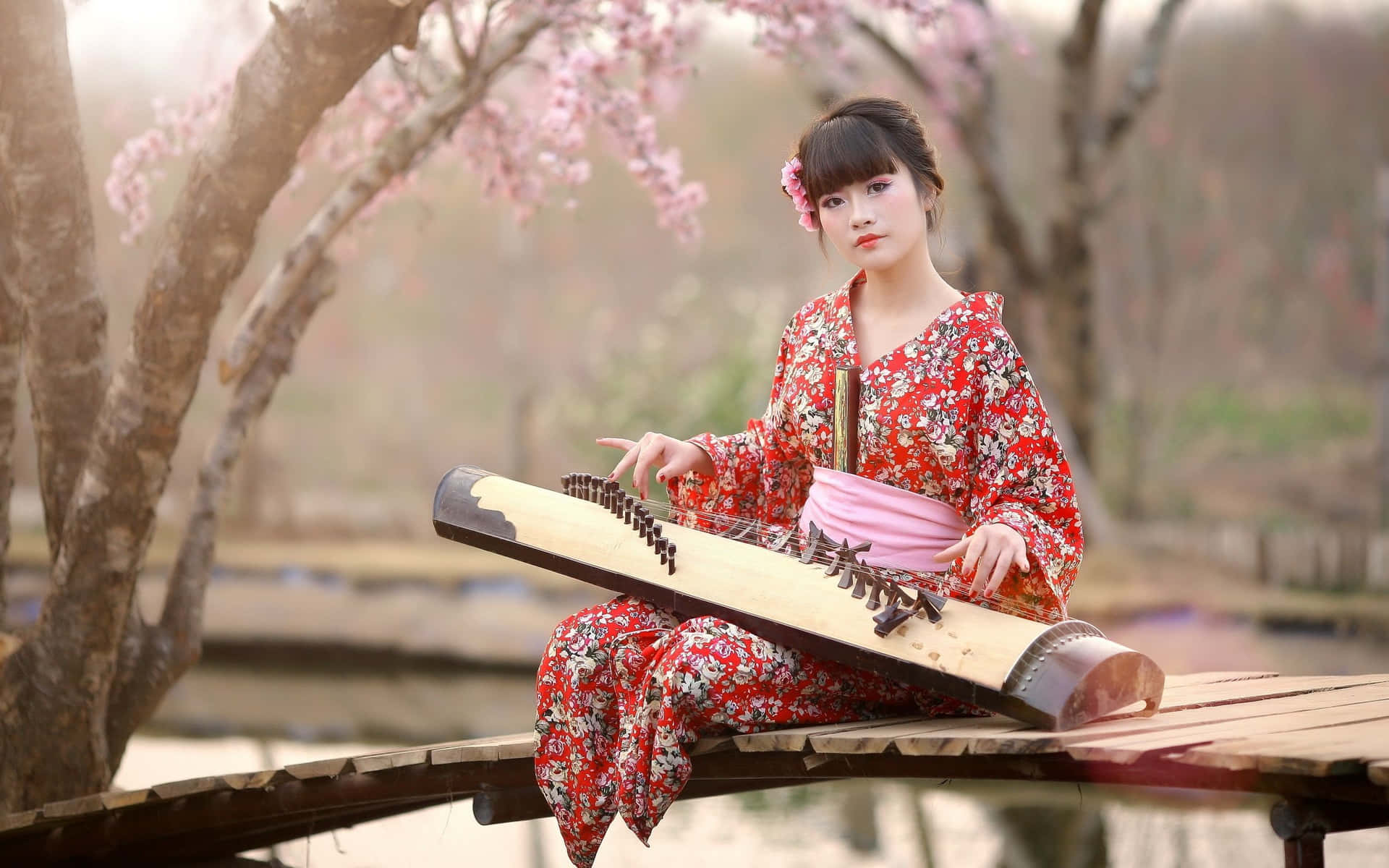 Japanese Women Wallpaper