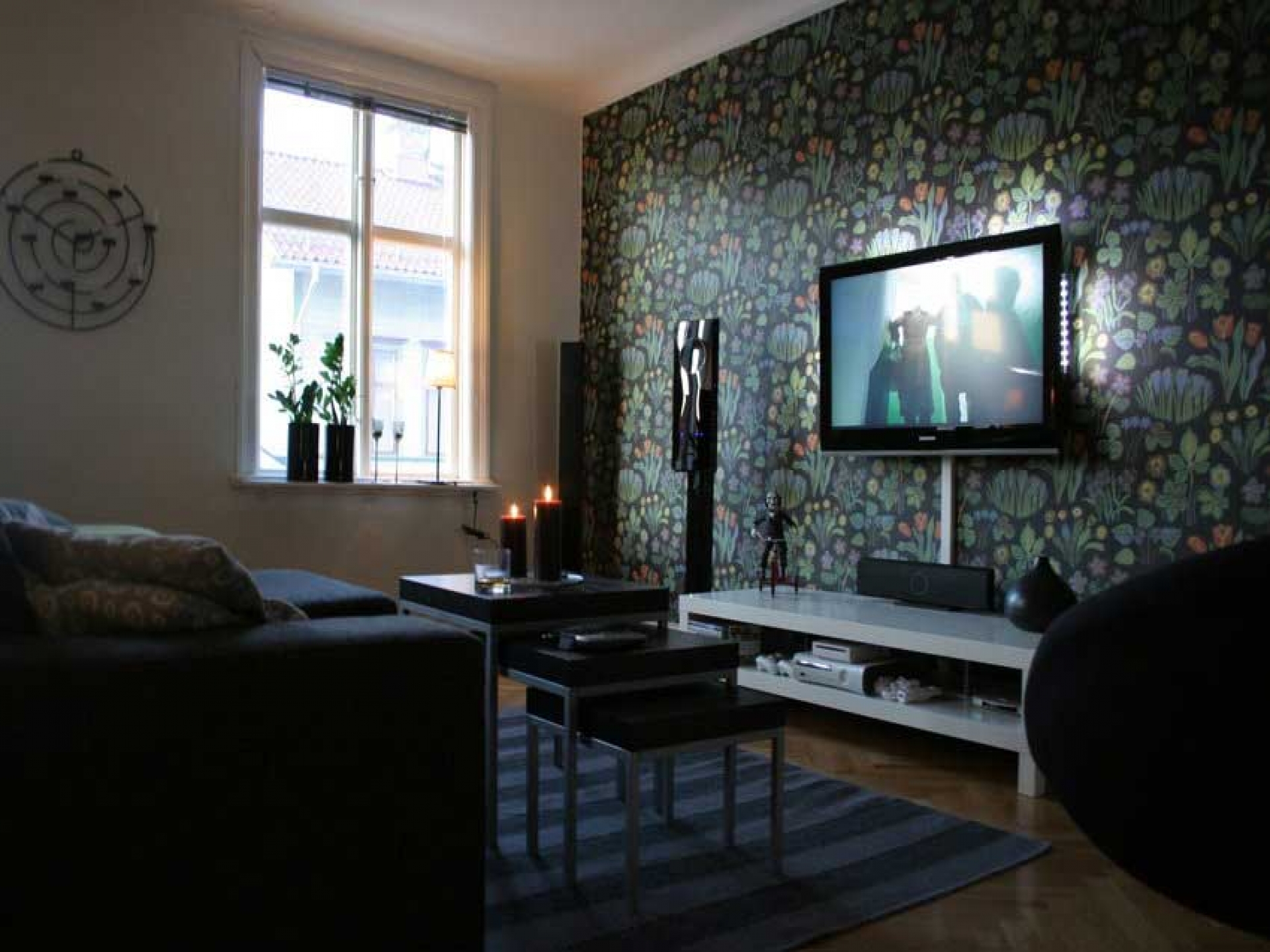 Cool Dark Ideas Cool Dark Floral Wallpaper For Sharp Living Room
