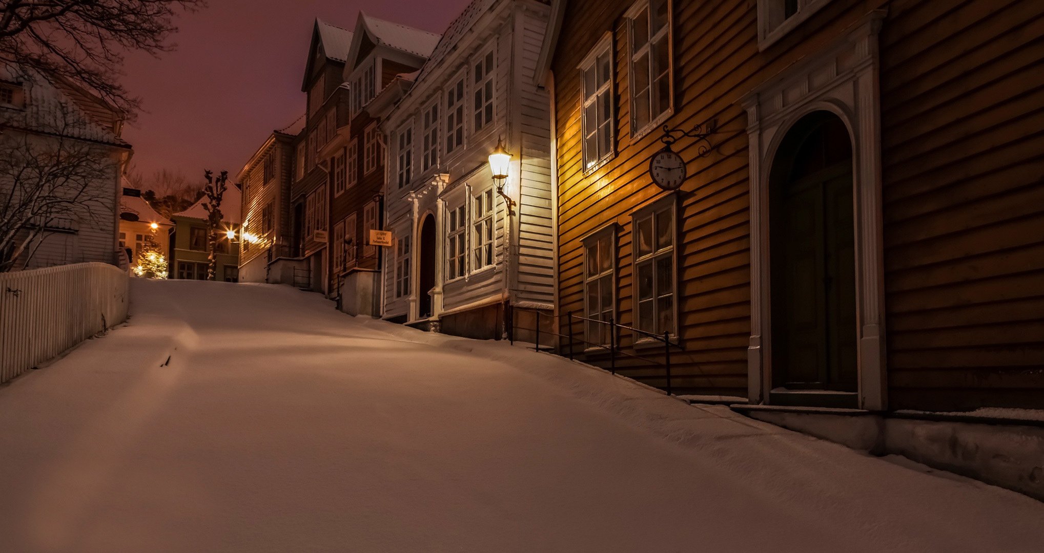 Gamlebergen Norway Night Winter Snow Roads Houses
