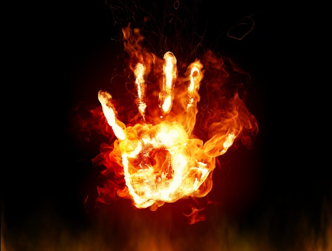 Fire Hands Is A Unique Screensaver That Will Show Hand In Flames