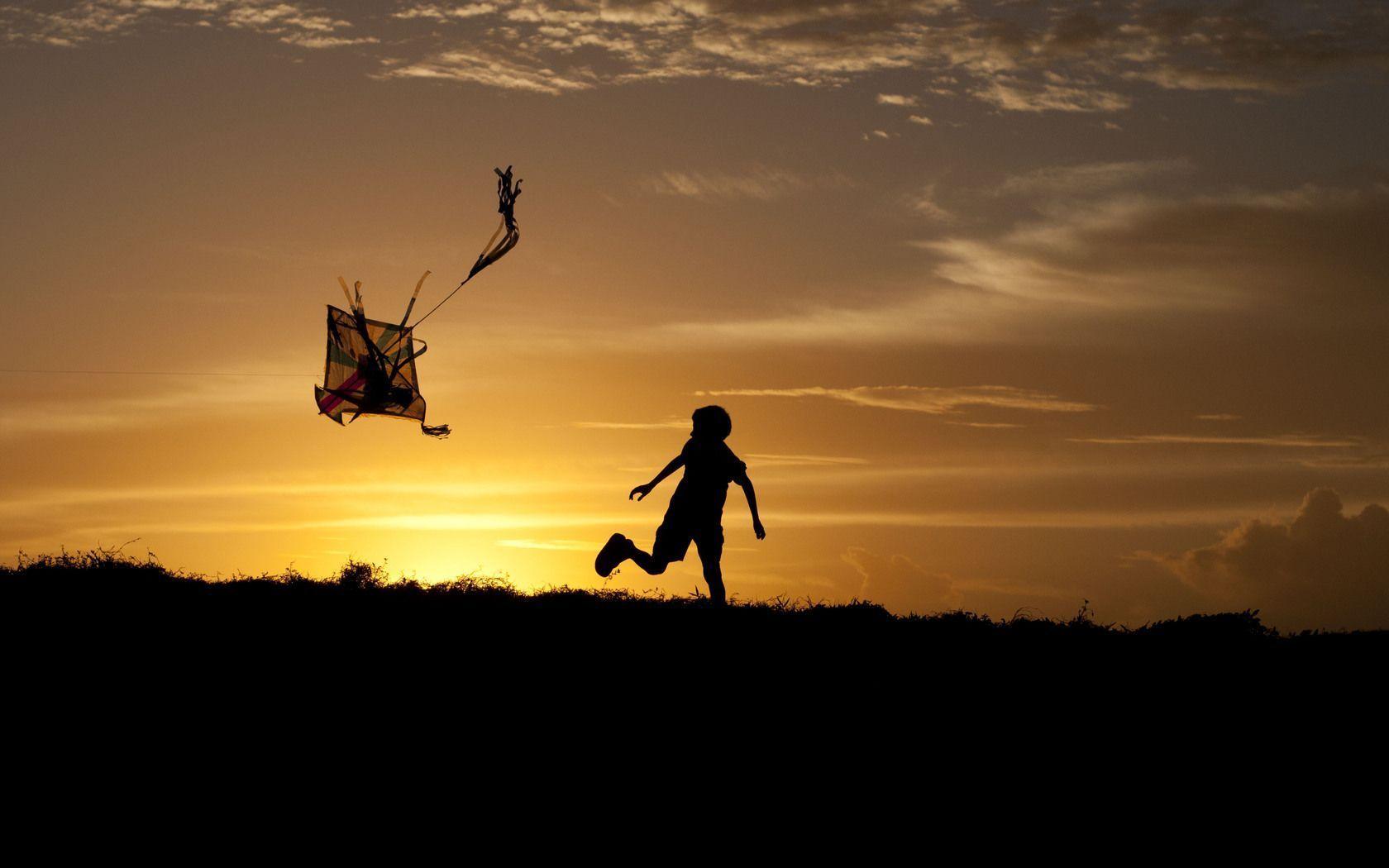 Kite Wallpaper