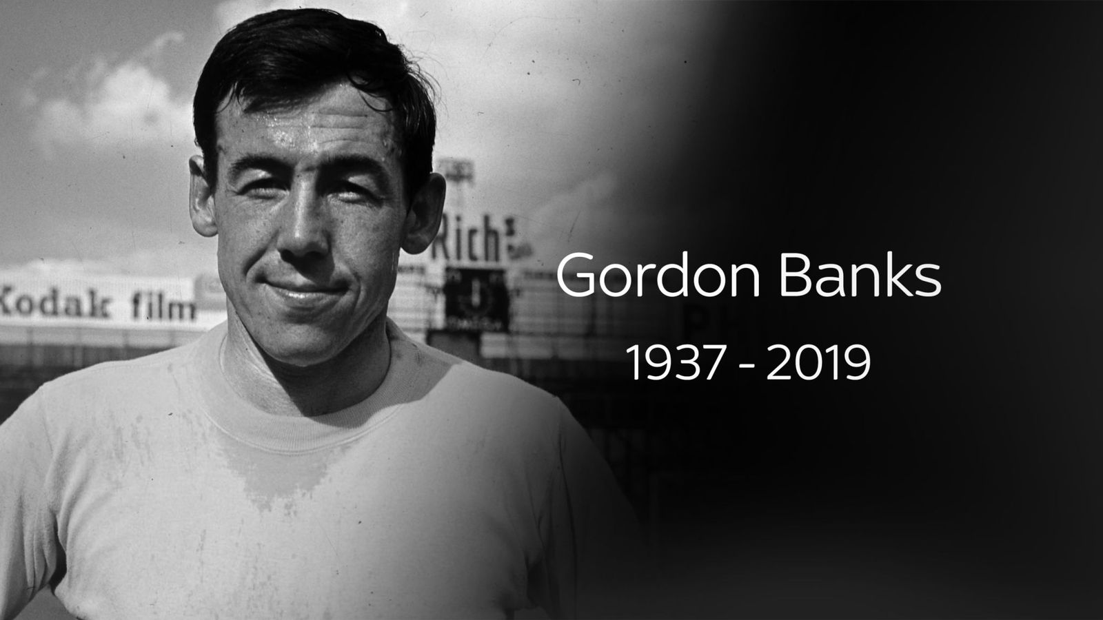 England World Cup Winner Gordon Banks Dies Aged Football News
