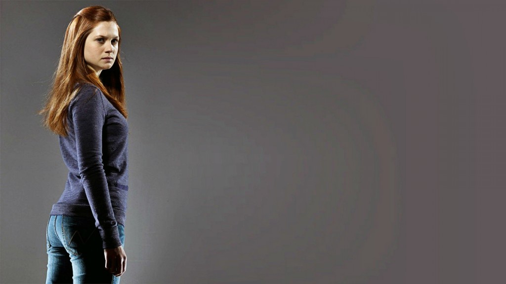 Bonnie Wright Wallpaper Smiling Pictures