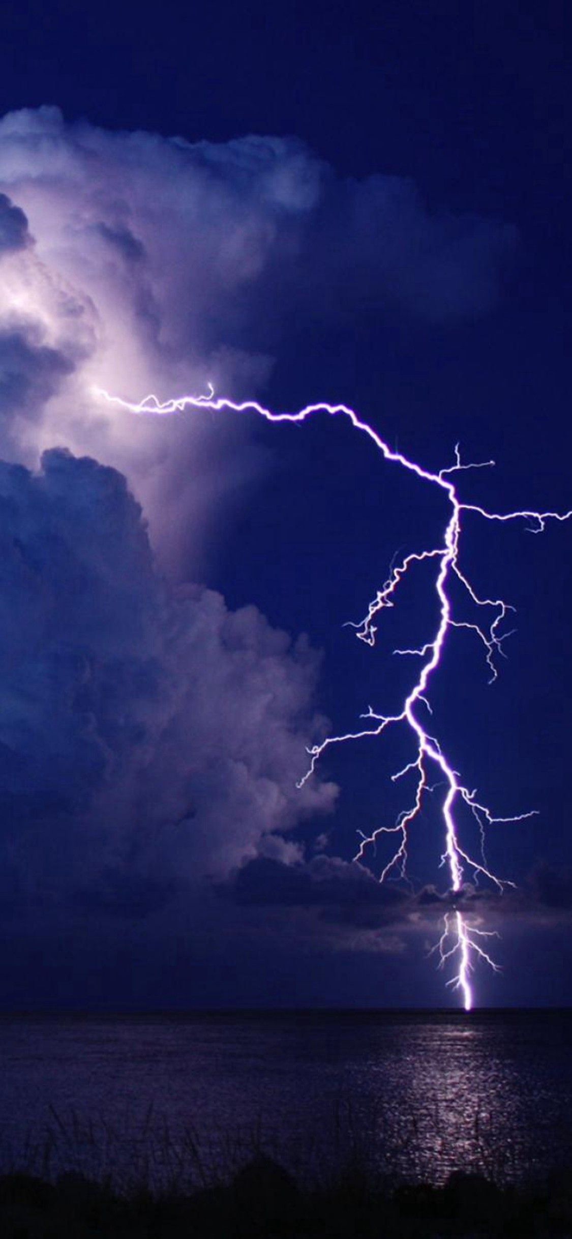 Lightning Strike Wallpaper