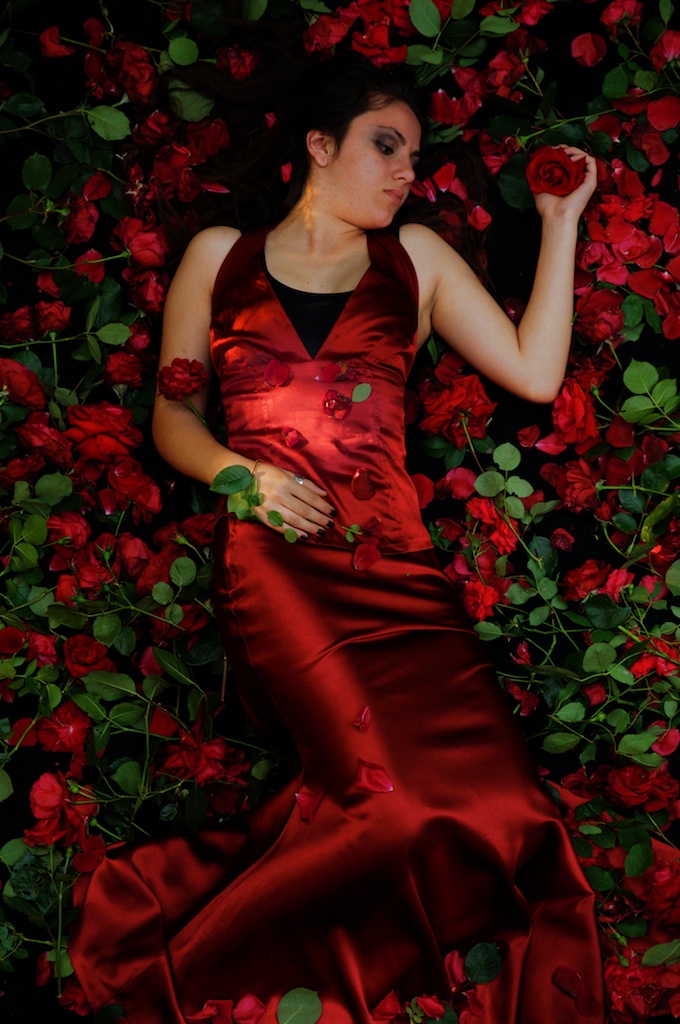 Pin Bed Of Roses Wallpaper Michelle Reis In A